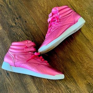 Metallic Pink Classic style Reeboks